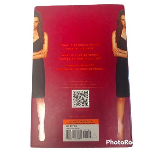 Hide and Seek - A Lying Game Novel NWOT - Picture 2 of 2